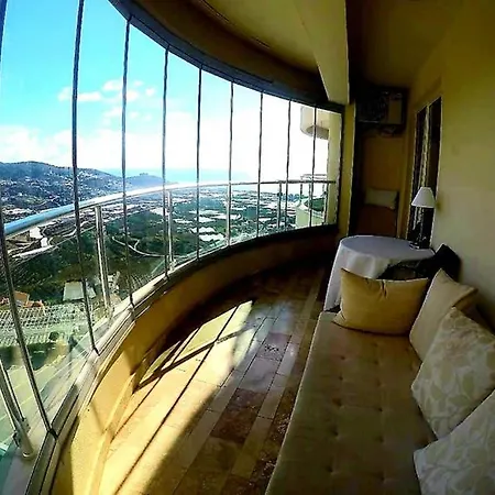 Apartament Gold City квартира Family