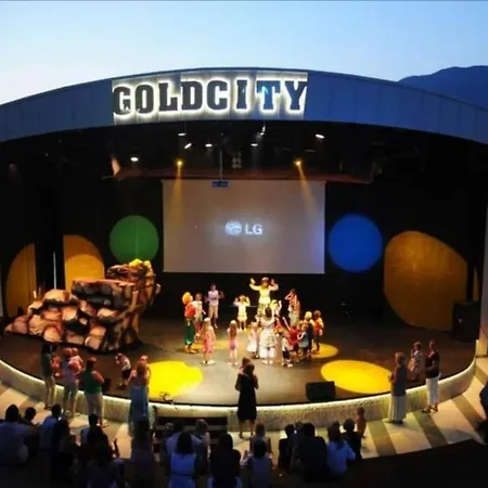 Apartmán Gold City квартира Family Alanya